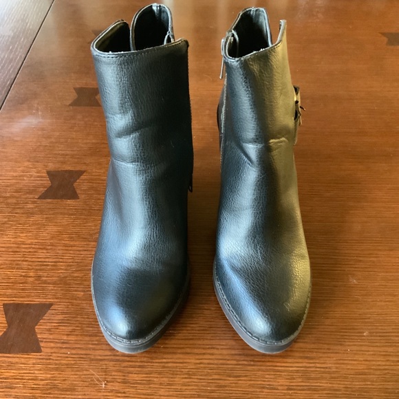 Black wedge heel - Picture 2 of 3